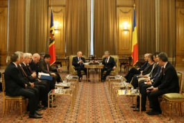 Президент Тимофти встретился с председателем Сената и заместителем председателя Палаты депутатов Румынии