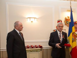De Ziua Drapelului de Stat, Președintele Republicii Moldova, domnul Nicolae Timofti,  a înmânat distincții unui grup de cetățeni