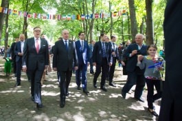 Moldovan president attends inauguration of European Town