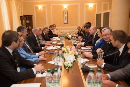 Moldovan president meets Czech PM
