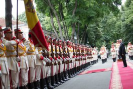 Moldovan president accepts credentials of three ambassadors