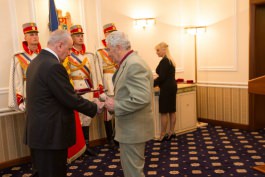 Președintele Timofti a înmânat distincții de stat, în cadrul unei ceremonii oficiale