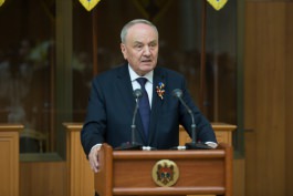 Moldovan president hosts reception on Independence Day