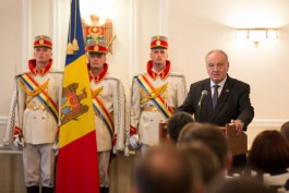 Президент Николае Тимофти в рамках официальной церемонии вручил государственные награды
