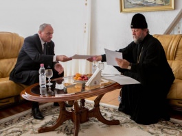 Președintele Nicolae Timofti a avut o întrevedere cu ÎPS Vladimir, mitropolitul Chișinăului și al Întregii Moldove