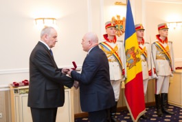 Președintele Republicii Moldova  a înmânat distincții unui grup de cetățeni