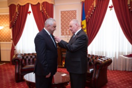 Președintele Nicolae Timofti a conferit distincții de stat