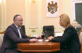 Președintele Igor Dodon a avut o întrevedere de lucru cu Başcanul Găgăuziei, Irina Vlah