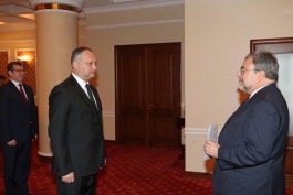 Președintele Igor Dodon a primit scrisorile de acreditare a patru noi ambasadori