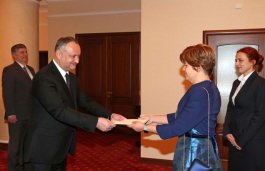 Президент Игорь Додон принял верительные грамоты  четырех новых послов