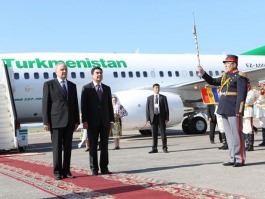 Nicolae Timofti a avut întrevederi cu președintele Republicii Turkmenistan, Gurbangulî Berdîmuhamedov