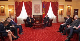 Президент Республики Молдова Игорь Додон провел встречу с заместителем министра  иностранных дел Российской Федерации Григорием Карасиным