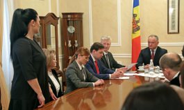 Președintele Igor Dodon a numit în funcție 33 de magistrați începători