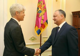 Igor Dodon a avut întrevederi cu ambasadorul Confederaţiei Elveţiene și ambasadorul Japoniei în Republica Moldova