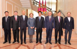 Igor Dodon a avut o întrevedere cu o delegație chineză, condusă de dl Zhang Chunxian