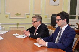 Игорь Додон провел встречу с главой Миссии ЕС в Кишиневе Пирккой Тапиолой