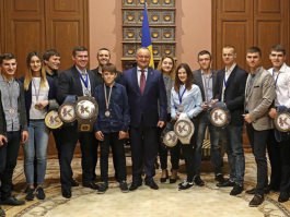 Igor Dodon, Președintele Republicii Moldova s-a întîlnit cu un grup de sportivi moldoveni
