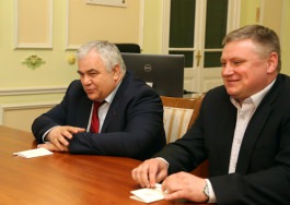 Igor Dodon a avut o întrevedere cu deputatul Dumei de Stat a Federației Ruse, Kazbek Taisaev