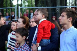 Președintele Republicii Moldova a conferit distincții de stat cu prilejul Zilei Victoriei unui grup de veterani