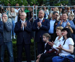 Președintele Republicii Moldova a conferit distincții de stat cu prilejul Zilei Victoriei unui grup de veterani