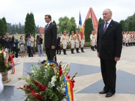 Președintele Nicolae Timofti a participat la manifestațiile consacrate Zilei Independenței