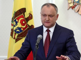 Preşedintele Moldovei a revocat din funcție patru miniştri, reprezentanți ai Partidului Liberal