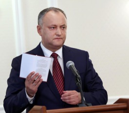 Preşedintele Moldovei a revocat din funcție patru miniştri, reprezentanți ai Partidului Liberal