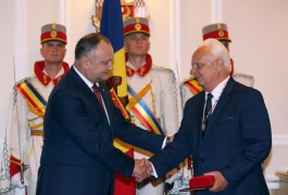 Președintele Republicii Moldova a înmînat distincții de stat unor cetățeni ai Republicii Moldova.
