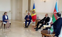 Игорь Додон встретился с президентом Азербайджана