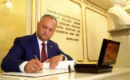 Președintele țării, Igor Dodon a avut o întrevedere cu preşedintele Milli Majlisului (Adunării Naţionale) a Azerbaidjanului, Oqtay Asadov