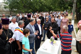 Președintele țării a participat la festivalul ortodox „Un trandafir, o lumînare pentru Ştefan cel Mare” din satul Oxentea