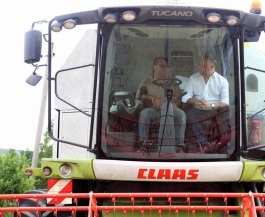Президент Игорь Додон посетил сельскохозяйственное предприятие «Авито-Люкс» в Гагаузии
