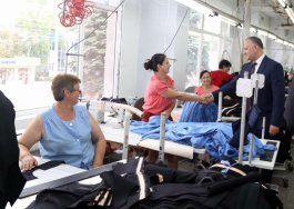 Șeful statului a vizitat întreprinderea de textile „Tricon”din Cahul  