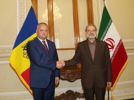 Colaborarea pe dimensiunea parlamentară - subiectul discuțiilor dintre Igor Dodon și Ali Larijani