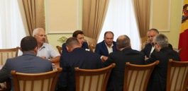 Președintele țării a desfășurat ședința de lucru a serviciului Consiliului Suprem de Securitate