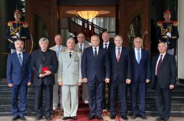 Cu ocazia aniversării a 26-a a Zilei Independenţei Republicii Moldova, șeful statului a conferit înalte distincții de stat unor personalități din mai multe domenii