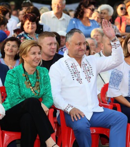 Șeful statului a participat la Festivalul costumului național care s-a desfășurat pentru prima oară, la Vulcănești