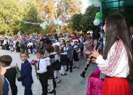Cu prilejul începutului de nou an școlar, Igor Dodon a vizitat  gimnaziul moldovenesc ”Vasile Alecsandri” și gimnaziul rus ”Prometeu”din satul Copanca, raionul Căușeni