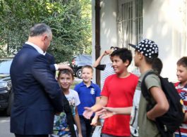 Președintele țării a vizitat Şcoala Sportivă ”Gheorghe Osipov”, din Chișinău, unde va avea loc Campionatul internațional de polo pe apă ”Cupa Președintelui”