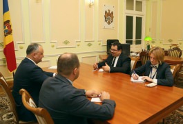 Президент страны Игорь Додон провел встречу с новым Главой Делегации ЕС в Республике Молдова Петером Михалко