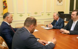 Президент встретился с послом США в Республикe Молдова