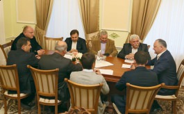 Президент страны Игорь Додон провел заседание с участием членов Совета гражданского общества при Президенте Республики Молдова