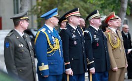 Președintele ţării, Igor Dodon a conferit Ordinul „Credință Patriei” clasa I, Brigăzii 2 Infanterie Motorizată „Ștefan cel Mare”