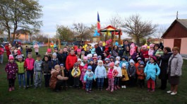 Președintele țării a efectuat o vizită la grădinițele de copii din satele Alexăndreni, Grigorești și Bilicenii Noi