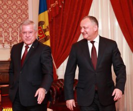 Игорь Додон встретился с Анатолием Кирилловичем Кинахом, главой Украинского союза промышленников и предпринимателей (УСПП), бывшим премьер-министром Украины.