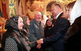 Președintele țării a participat la liturghia oficiată la Biserica Adormirii Maicii Domnului din satul Gaidar