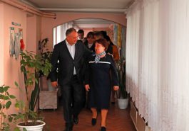 Președintele Moldovei a vizitat două grădinițe din raionul Basarabeasca