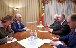Președintele țării, Igor Dodon a avut o întrevedere cu Ambasadorul Federației Ruse în Republica Moldova, Farit Muhametşin