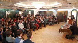 Igor Dodon, președintele Republicii Moldova a participat la lansarea cărții ”Zidul de Vest nu a căzut”  