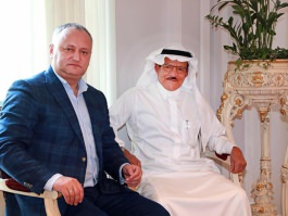 Президент Молдовы Игорь Додон провел встречу с Рашидом С. Аль-Рашидом из Саудовской Аравии